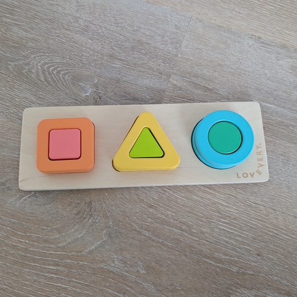 Lovevery Geo Shapes Puzzle - Picture 1 of 5